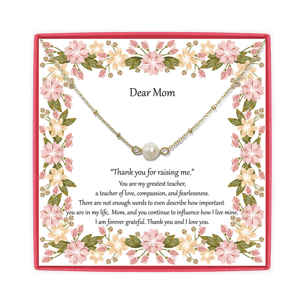 <mom>Dainty Freshwater Pearl Necklace